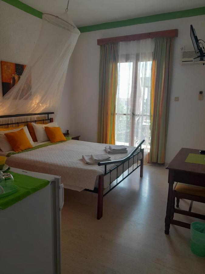 Artemis Rooms Agia Marina  Zewnętrze zdjęcie