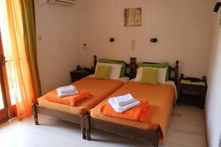 Artemis Rooms Agia Marina  Zewnętrze zdjęcie